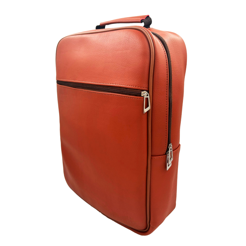 Mochila de Couro Sintético